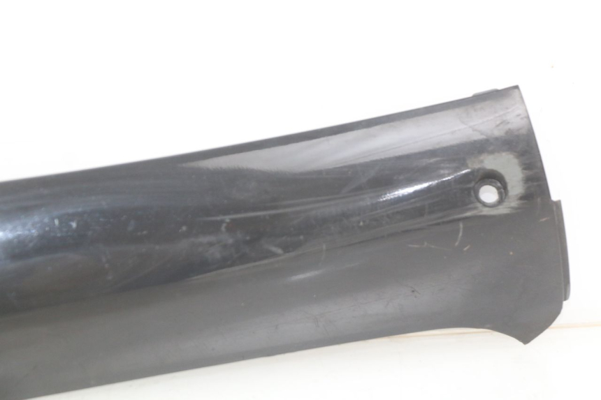photo de FALDóN LATERAL DERECHO SYM FIDDLE 2 125 (2010 - 2013)