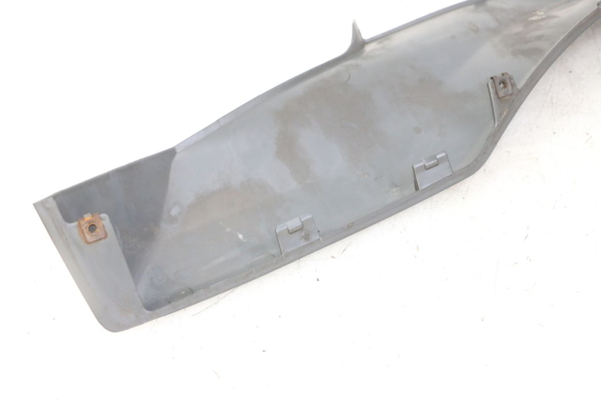 photo de BAJO CARENADO DERECHA SUZUKI UH BURGMAN 125 (2002 - 2006)