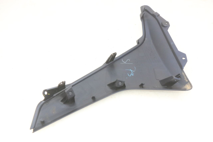 photo de FALDóN LATERAL DERECHO YAMAHA N-MAX NMAX 125 (2017 - 2020)