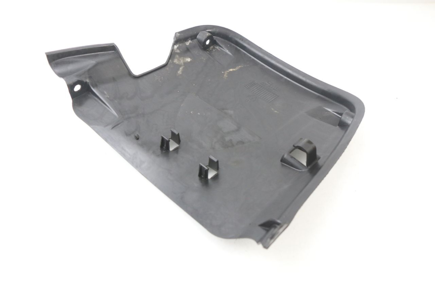 photo de BAJO CARENADO SYM FIDDLE 125 (2008 - 2010)