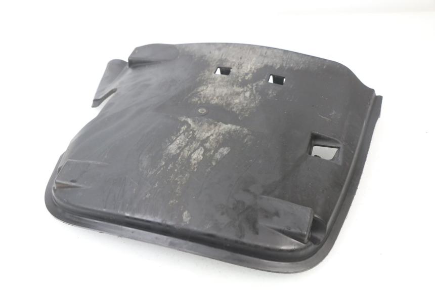photo de BAJO CARENADO SYM FIDDLE 125 (2008 - 2010)