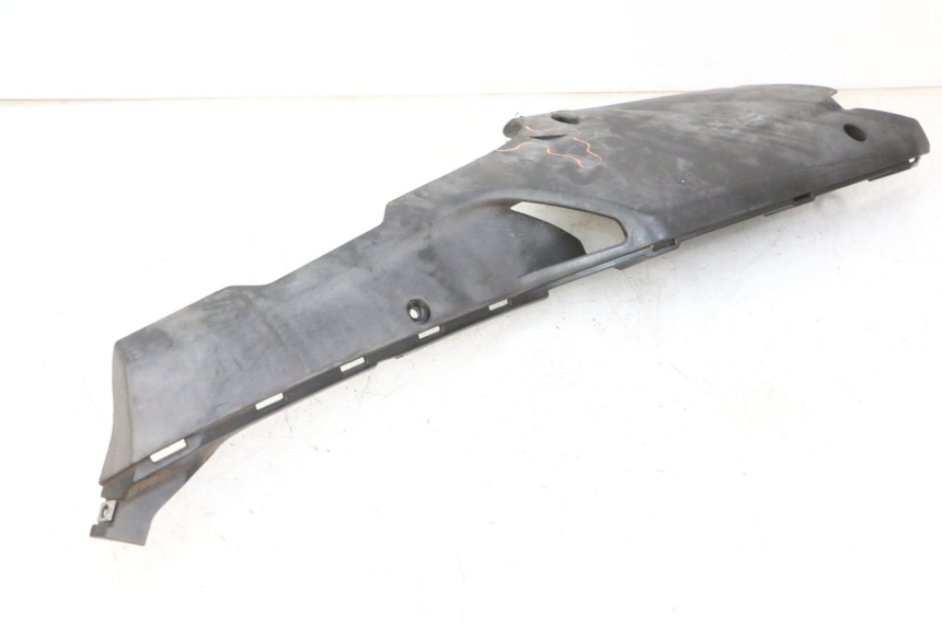 photo de BAJO CARENADO IZQUIERDA QUADRO 4 4D 350 (2015 - 2018)