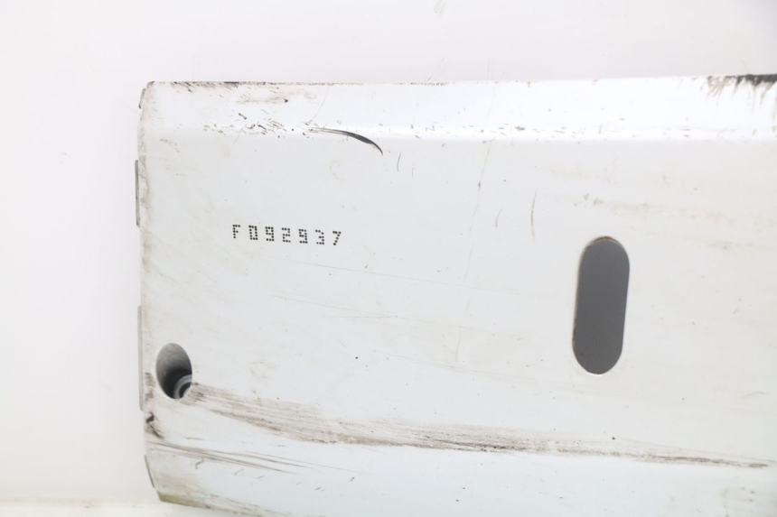 photo de BAJO DE CAJA IZQUIERDA HONDA FES S-WING SWING ABS 125 (2007 - 2015)