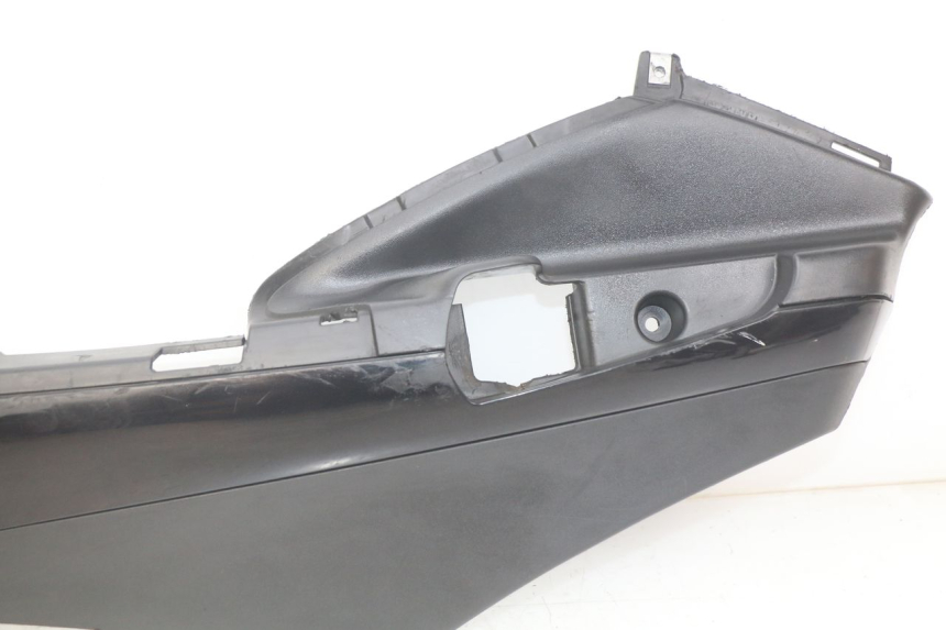 photo de BAJO DE CAJA IZQUIERDA PIAGGIO FLY 4T 50 (2013 - 2017)