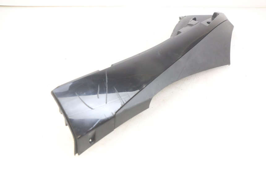 photo de BAJO DE CAJA IZQUIERDA PIAGGIO FLY 4T 50 (2013 - 2017)