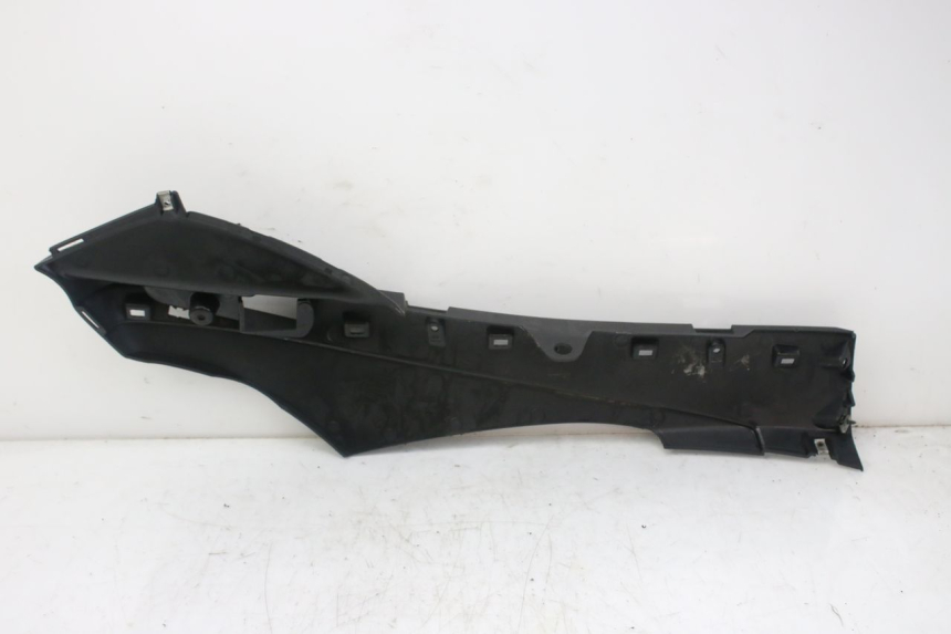 photo de BAJO DE CAJA IZQUIERDA PIAGGIO FLY 4T 50 (2013 - 2017)