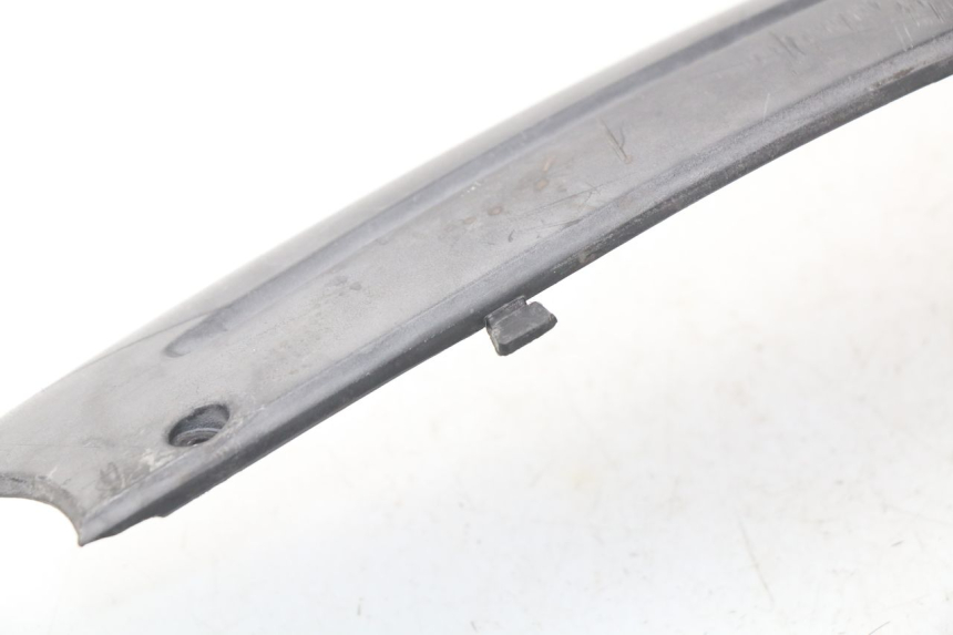 photo de BAJO CARENADO IZQUIERDA FYM STRADA 50 (2007 - 2014)