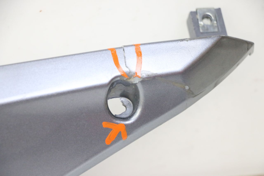 photo de BAJO CARENADO IZQUIERDA SYM JOYMAX 125 (2010 - 2017)