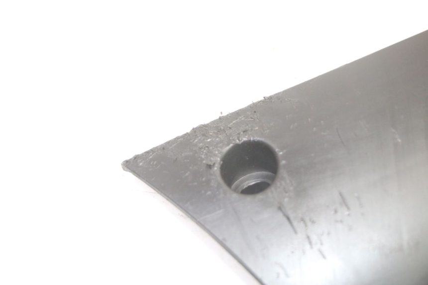 photo de BAJO DE CAJA IZQUIERDA PEUGEOT KISBEE 2T 50 (2010 - 2017)
