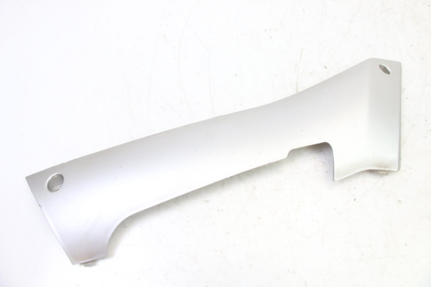 photo de BAJO DE CAJA IZQUIERDA PEUGEOT KISBEE 4T 50 (2018 - 2022)