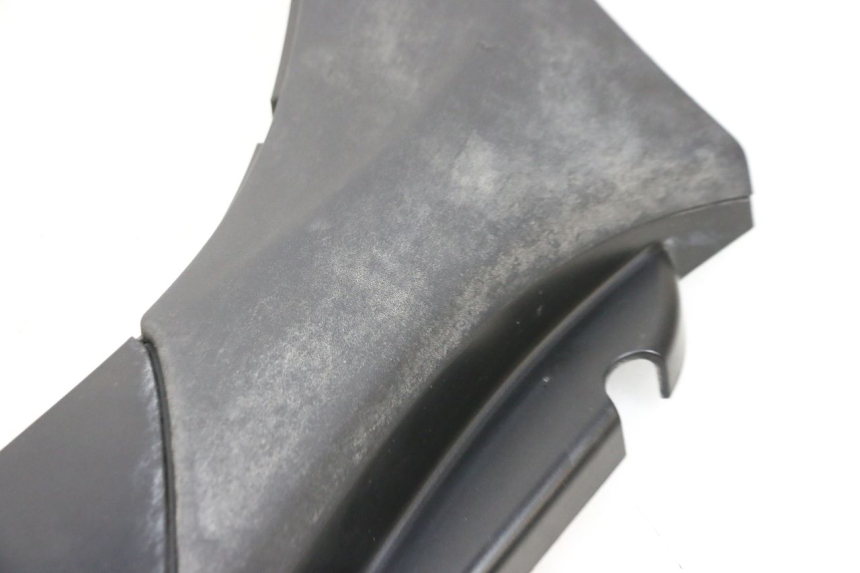 photo de BAJO CARENADO IZQUIERDA PIAGGIO MP3 HPE 350 (2018 - 2020) - Detalle de la pieza