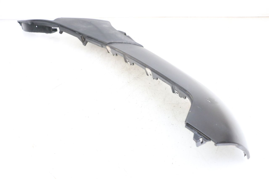 photo de BAJO CARENADO IZQUIERDA PIAGGIO MP3 HPE 350 (2018 - 2020) - Primer plano técnico