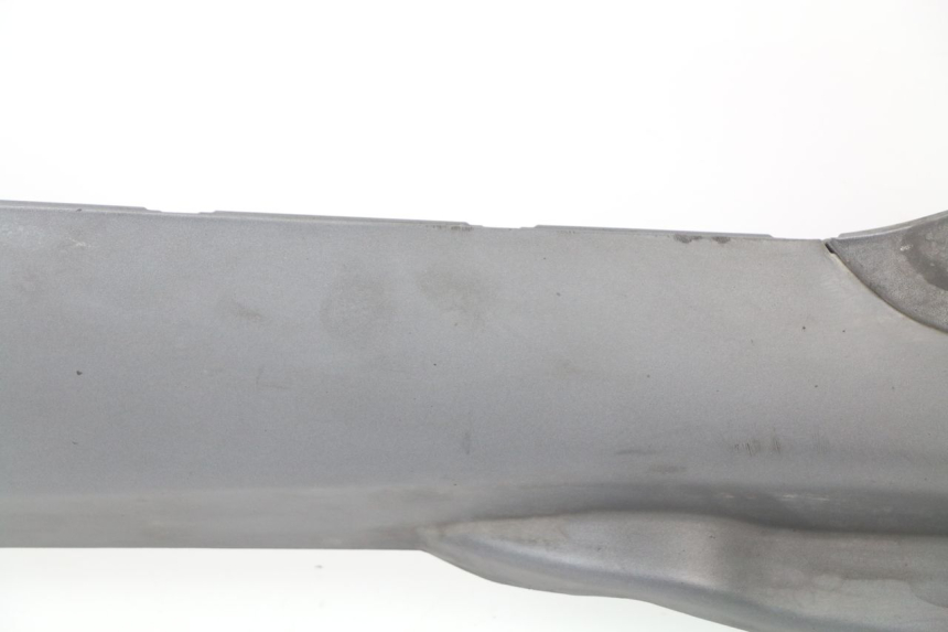 photo de BAJO DE CAJA IZQUIERDA PIAGGIO MP3 500 (2011 - 2015)