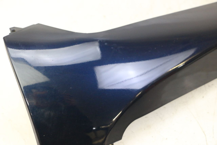photo de BAJO CARENADO IZQUIERDA PIAGGIO MP3 RL 250 (2007 - 2010)
