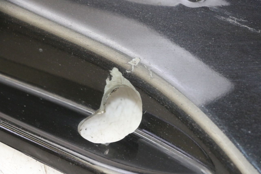 photo de BAJO CARENADO IZQUIERDA PIAGGIO MP3 RL 250 (2007 - 2010)