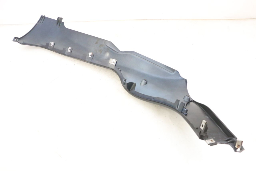 photo de BAJO CARENADO IZQUIERDA PIAGGIO MP3 RL 250 (2007 - 2010) - Detalle de la pieza