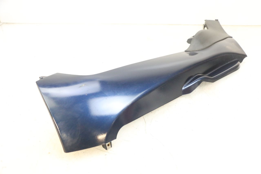 photo de BAJO CARENADO IZQUIERDA PIAGGIO MP3 RL 250 (2007 - 2010) - Otra vista del artículo