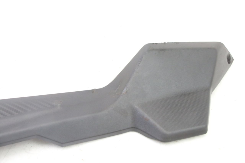 photo de BAJO CARENADO IZQUIERDA SYM ORBIT III 3 4T 50 (2021 - 2025)