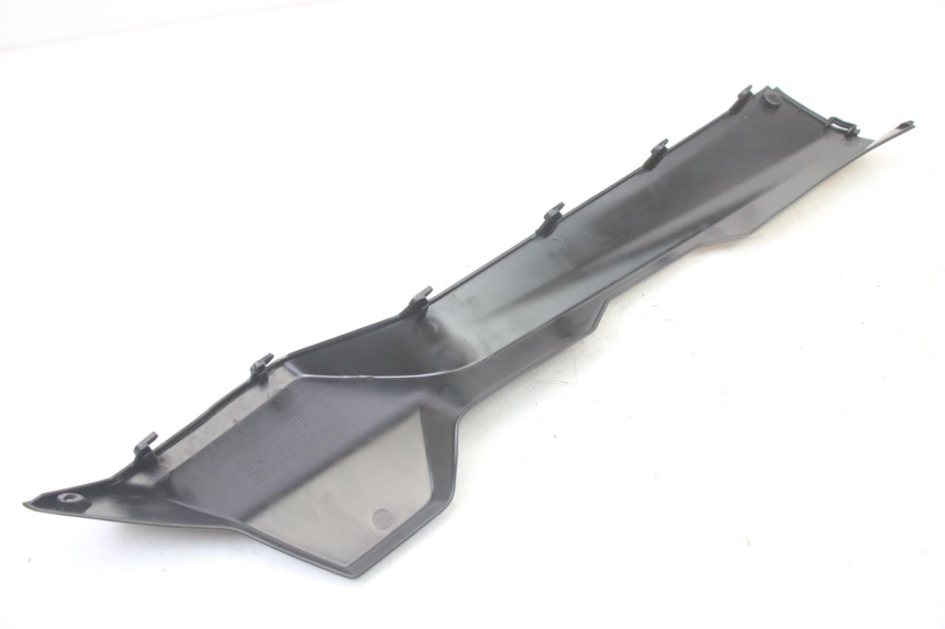 photo de BAJO CARENADO IZQUIERDA SYM ORBIT III 3 4T 50 (2021 - 2025)