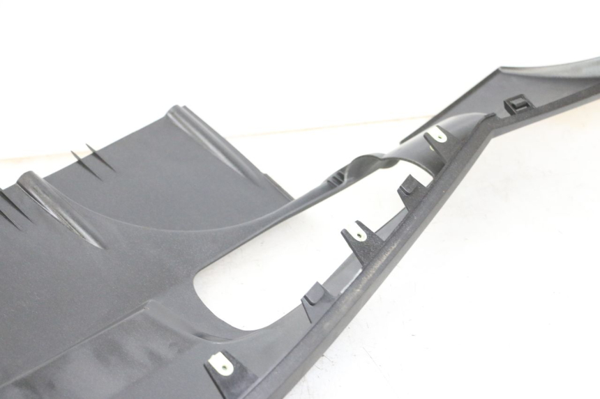 photo de BAJO CARENADO IZQUIERDA PEUGEOT SATELIS 125 (2013 - 2018)