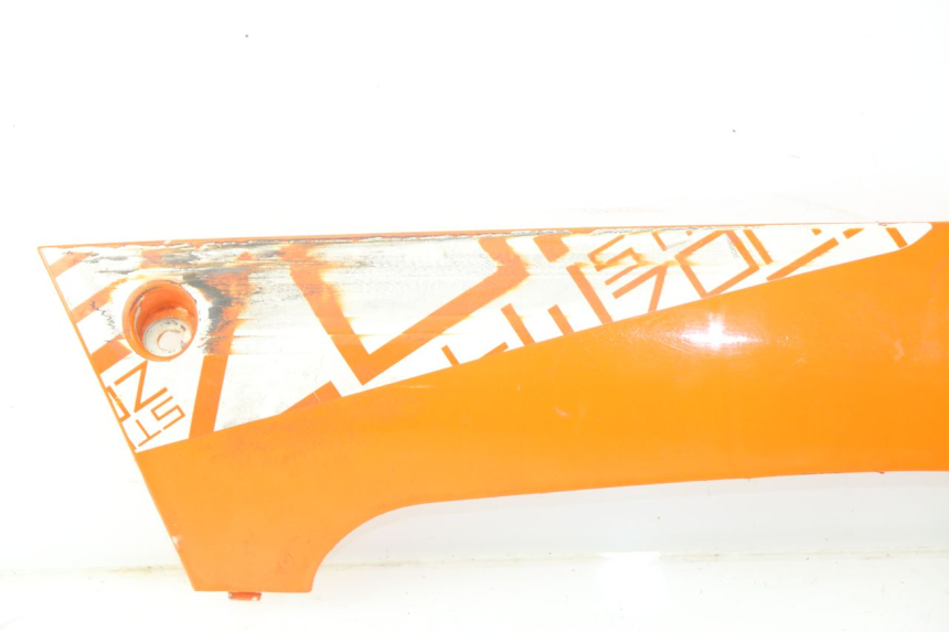 photo de BAJO CARENADO IZQUIERDA PEUGEOT STREETZONE 2T 50 (2014 - 2019)