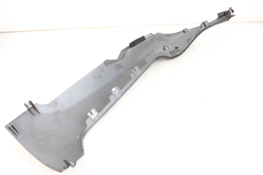 photo de BAJO DE CAJA IZQUIERDA PIAGGIO MP3 500 (2011 - 2015)