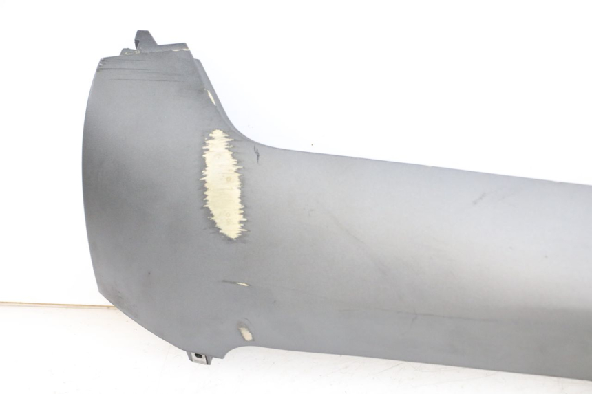 photo de BAJO DE CAJA IZQUIERDA PIAGGIO MP3 500 (2011 - 2015)