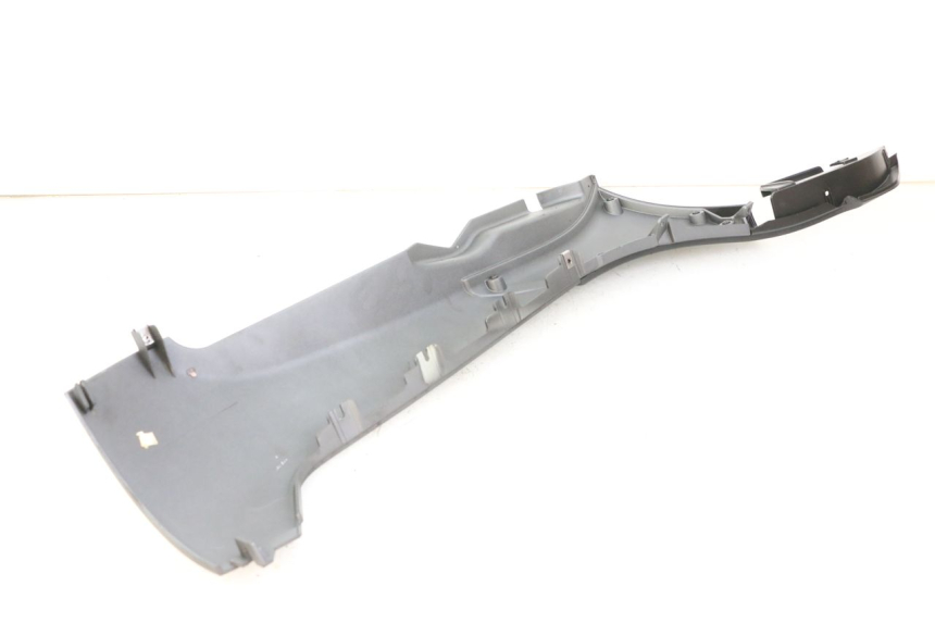 photo de BAJO CARENADO IZQUIERDA PIAGGIO MP3 500 (2014 - 2016)