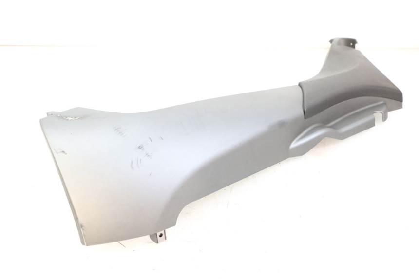 photo de BAJO CARENADO IZQUIERDA PIAGGIO MP3 500 (2014 - 2016)