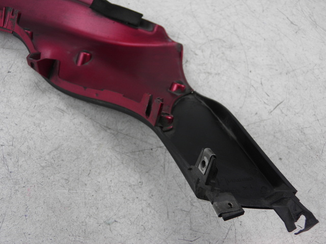 photo de BAJO CARENADO IZQUIERDA PIAGGIO MP3 LT 300 (2010 - 2016)