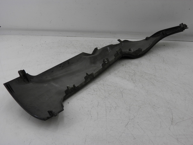 photo de BAJO CARENADO IZQUIERDA PIAGGIO MP3 RL 125 (2006 - 2014)