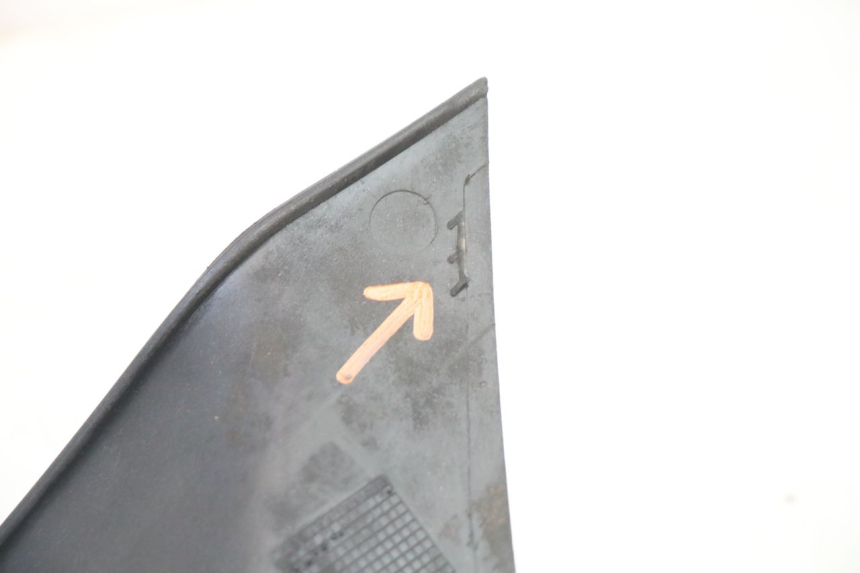 photo de BAJO CARENADO IZQUIERDA PIAGGIO VESPA GRANTURISMO 125 (2003 - 2007)