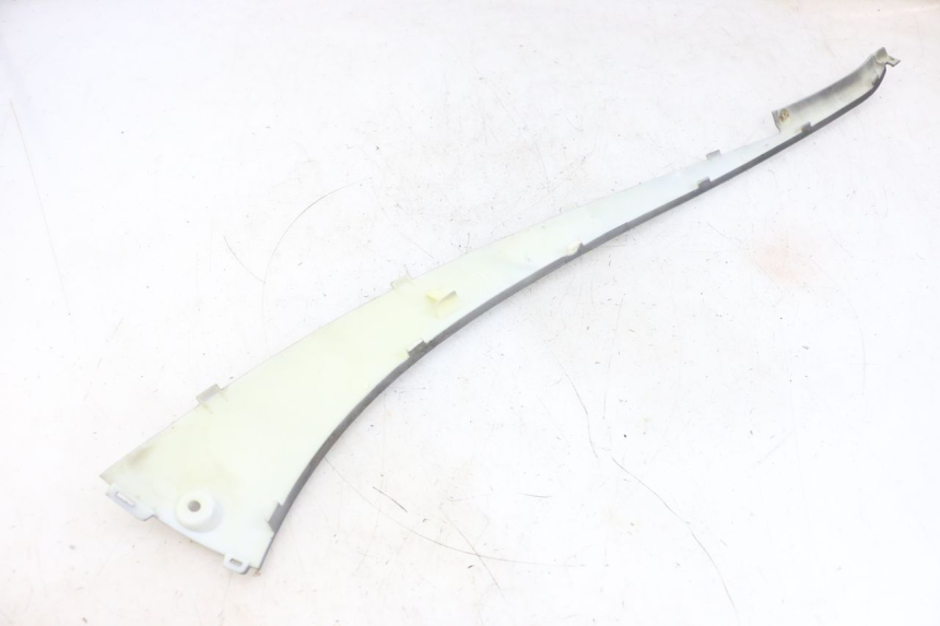 photo de BAJO CARENADO IZQUIERDA EFUN PUSA 1 - Detalle de la pieza