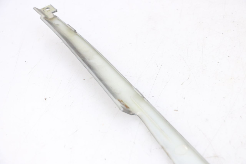 photo de BAJO CARENADO IZQUIERDA EFUN PUSA 1 - Otra perspectiva