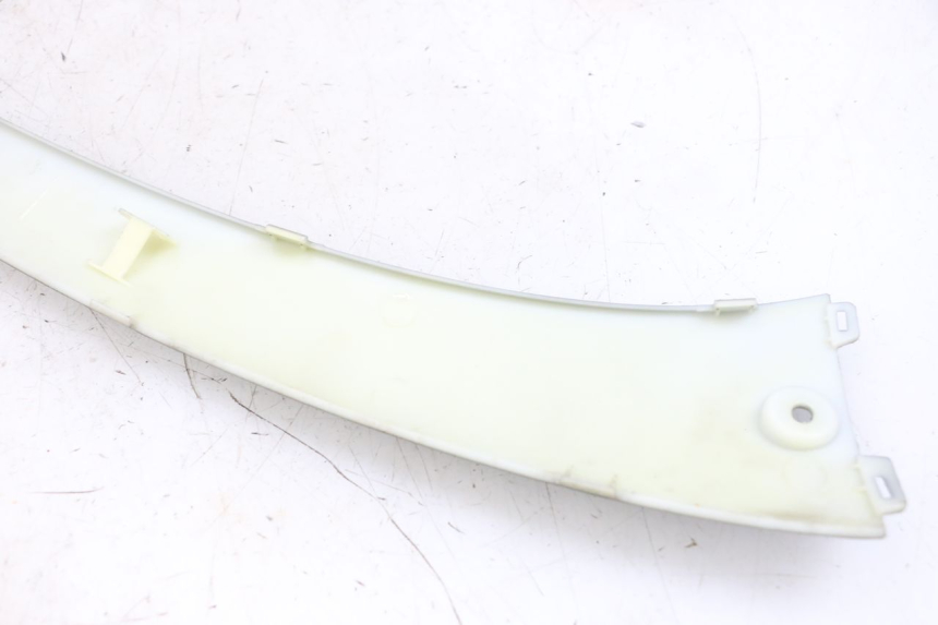 photo de BAJO CARENADO IZQUIERDA EFUN PUSA 1 - Primer plano técnico