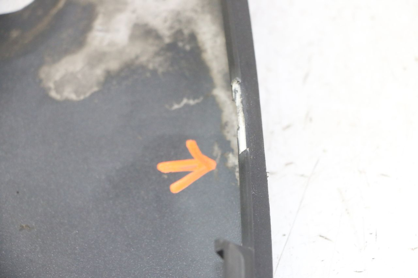 photo de BAJO CARENADO IZQUIERDA PEUGEOT SATELIS 125 (2013 - 2018)