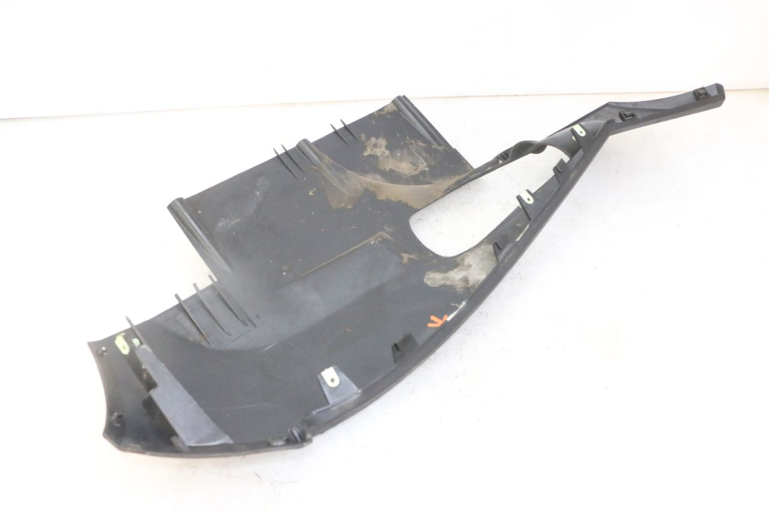 photo de BAJO CARENADO IZQUIERDA PEUGEOT SATELIS 125 (2013 - 2018)