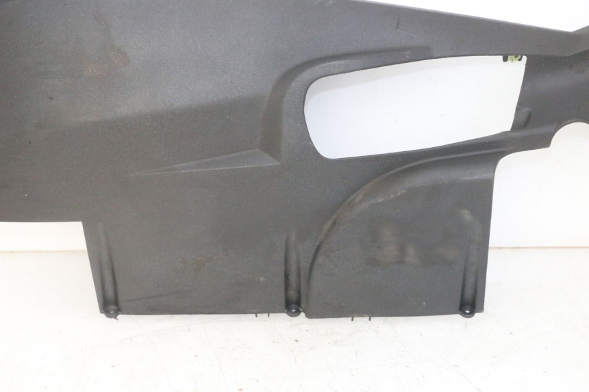 photo de BAJO CARENADO IZQUIERDA PEUGEOT SATELIS 125 (2013 - 2018)