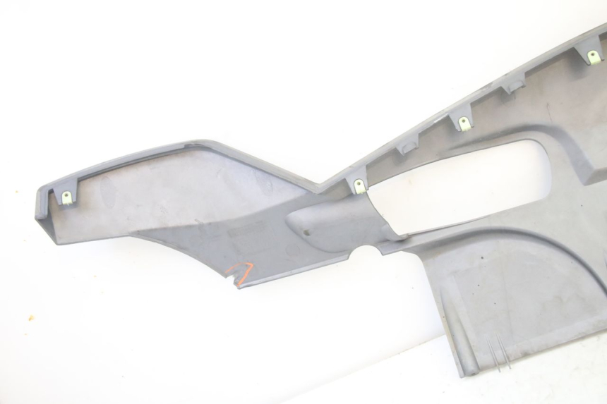 photo de BAJO CARENADO IZQUIERDA PEUGEOT SATELIS 250 (2006 - 2012)