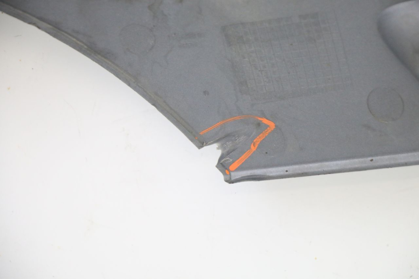 photo de BAJO CARENADO IZQUIERDA PEUGEOT SATELIS 250 (2006 - 2012)