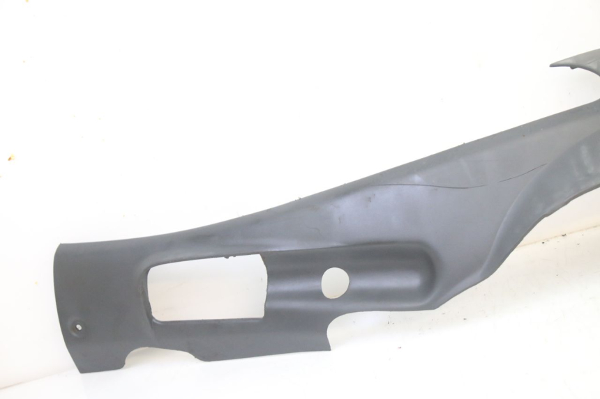 photo de BAJO CARENADO IZQUIERDA PIAGGIO SUPER LX 125 (2000 - 2003)