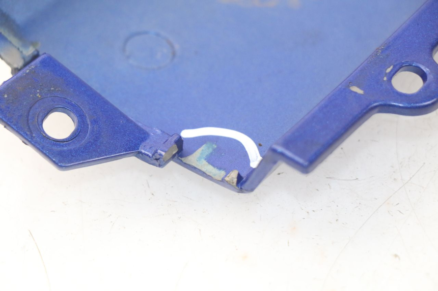 photo de BAJO CARENADO IZQUIERDA PEUGEOT SV 80 (1993 - 1997)