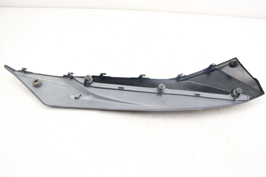 photo de BAJO DE CAJA IZQUIERDA SYM JET 4 4T 50 (2018 - 2021)
