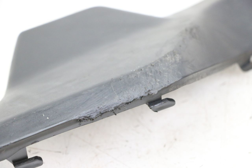 photo de BAJO DE CAJA IZQUIERDA SYM ORBIT III 3 4T 50 (2018 - 2021)