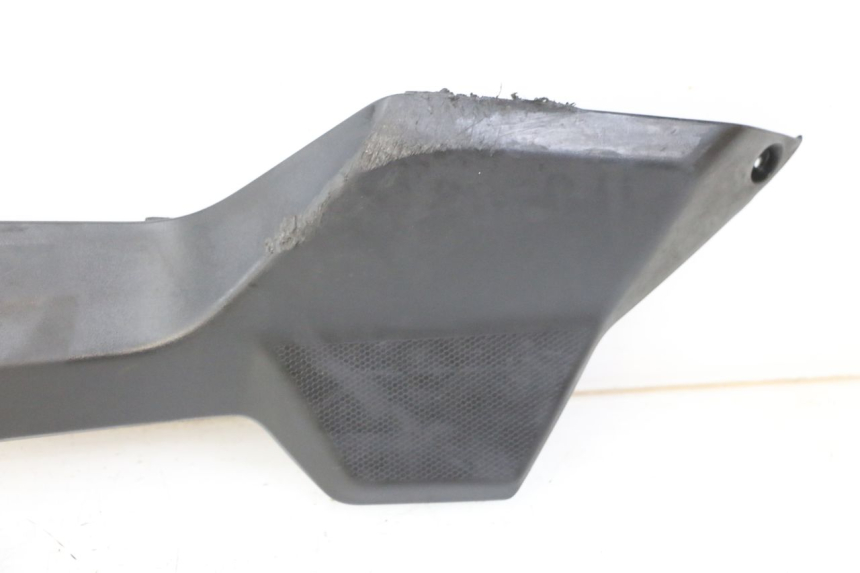 photo de BAJO DE CAJA IZQUIERDA SYM ORBIT III 3 4T 50 (2018 - 2021)