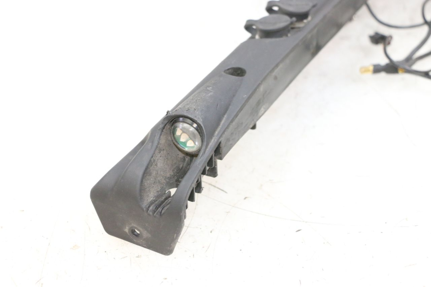 photo de BAJO DE CAJA IZQUIERDO DUALTRON VICTOR LIMITED 1