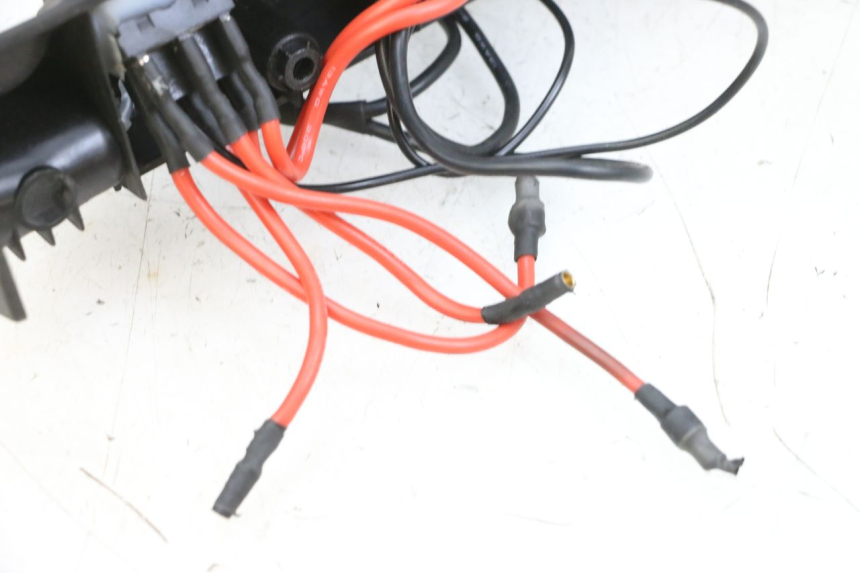 photo de BAJO DE CAJA IZQUIERDO DUALTRON VICTOR LIMITED 1