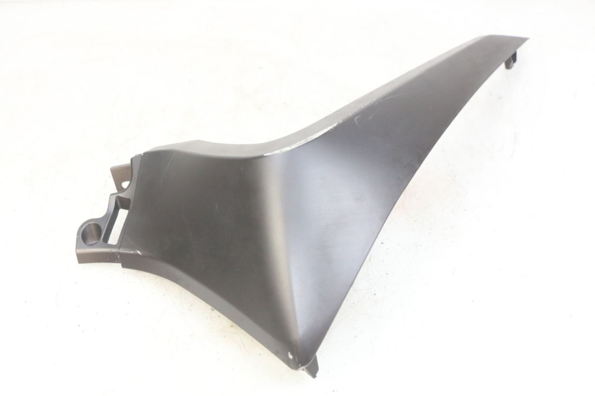 photo de BAJO CARENADO IZQUIERDA YAMAHA X-MAX XMAX 125 (2010 - 2014)