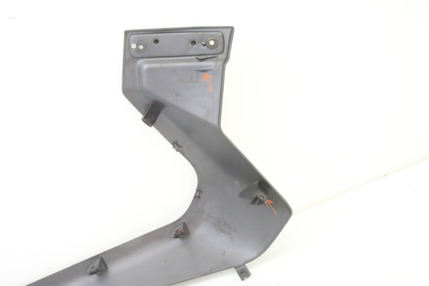 photo de FALDóN IZQUIERDO YAMAHA XMAX X-MAX 125 (2006 - 2009)