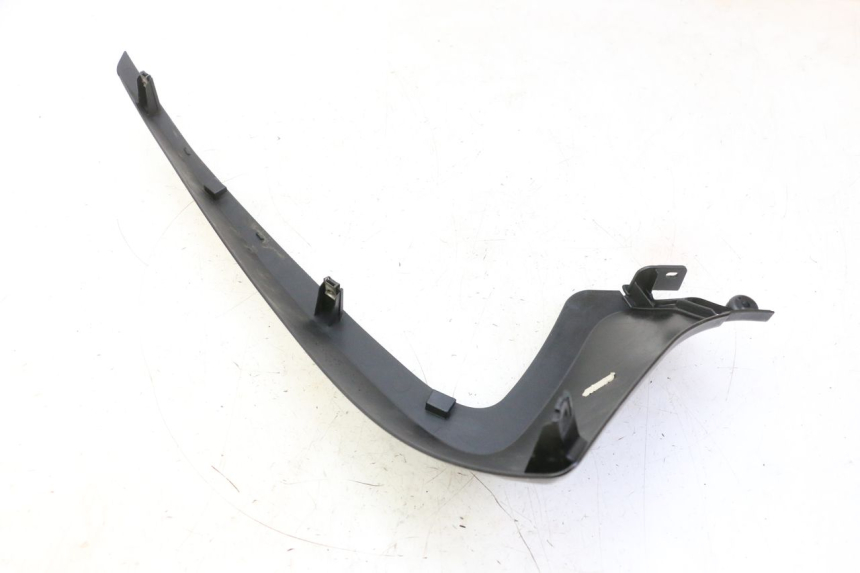 photo de BAJO CARENADO IZQUIERDA YAMAHA X-MAX XMAX 125 (2010 - 2014)